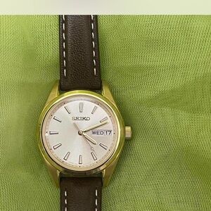 Seiko Gold Tone Case White Dial Brown Leather Strap Watch with Day-Date